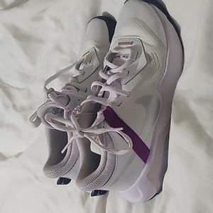 Nike Girls size 4 basketball shoes